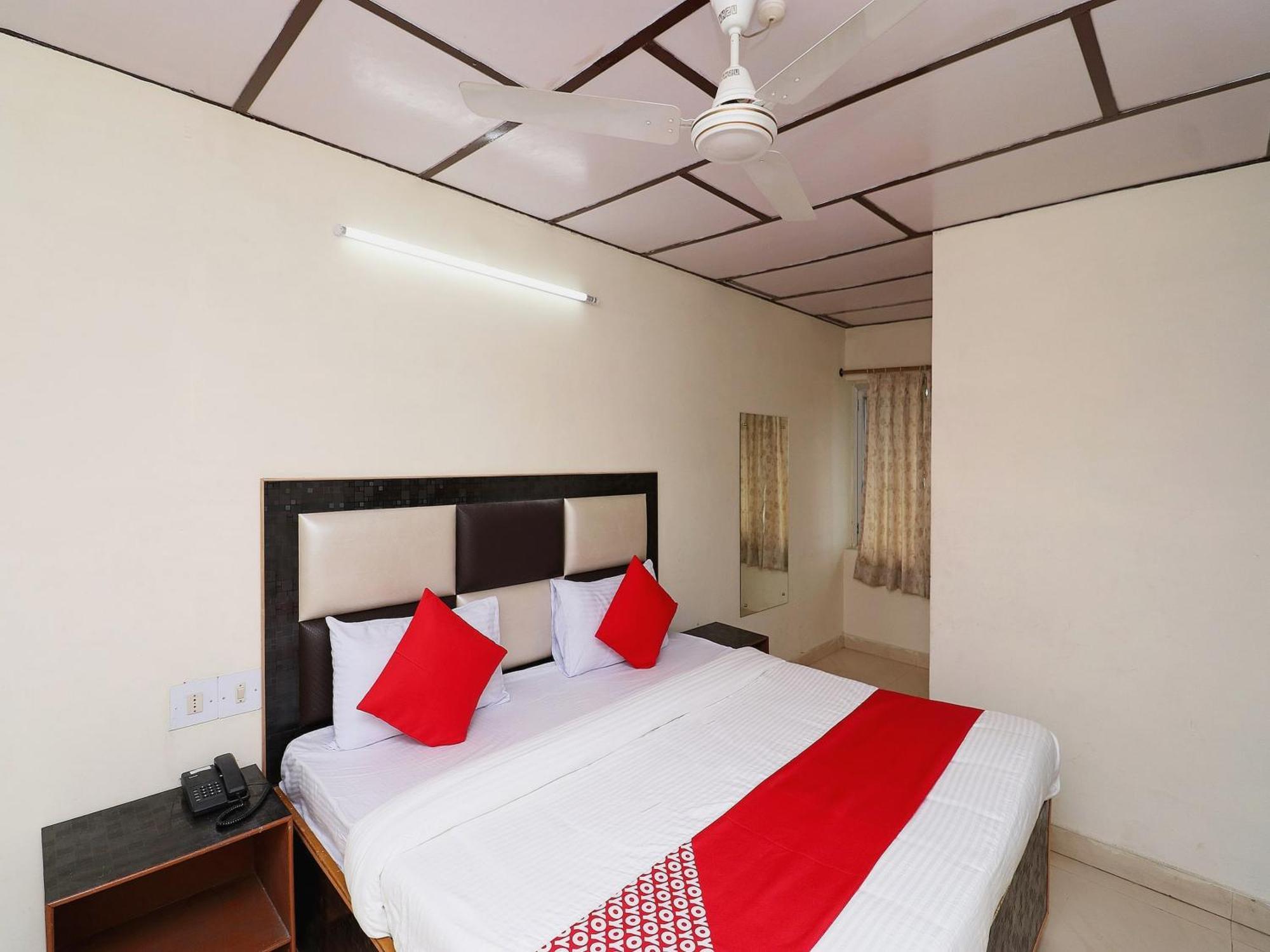 Super Hotel O Country Lodge Dharamshala Exterior foto